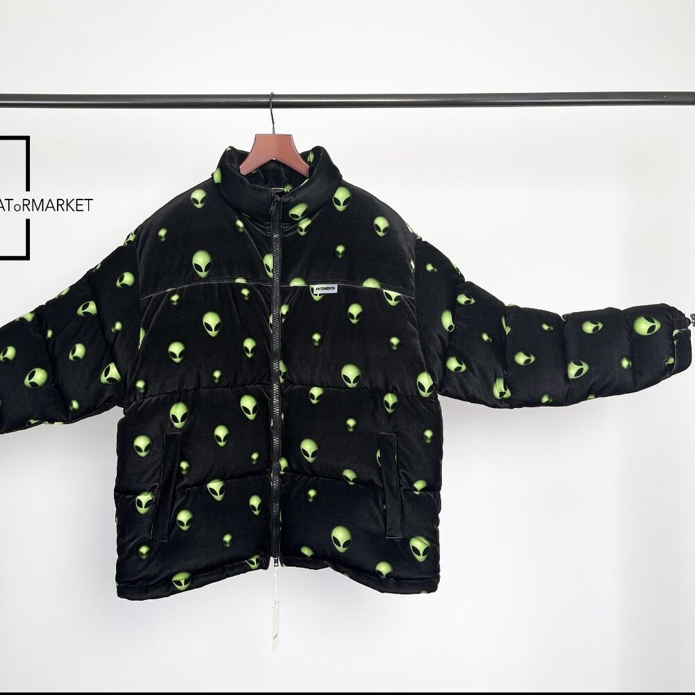 Vetements: RARE Space Alien Head Velvet Down Padded Puffer Jacket FW22 - Picture 4 of 16